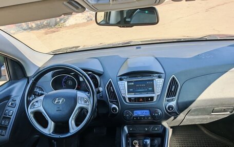 Hyundai ix35 I рестайлинг, 2013 год, 1 330 000 рублей, 14 фотография