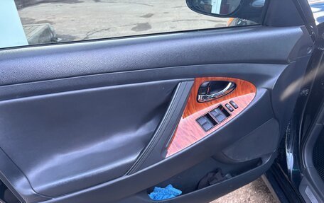 Toyota Camry, 2008 год, 940 000 рублей, 8 фотография