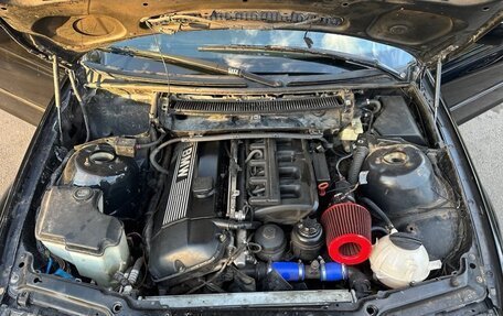 BMW 3 серия, 2000 год, 300 000 рублей, 20 фотография