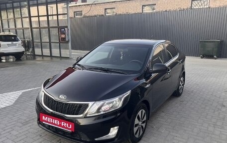 KIA Rio III рестайлинг, 2013 год, 790 000 рублей, 4 фотография