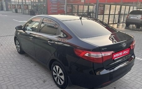 KIA Rio III рестайлинг, 2013 год, 790 000 рублей, 2 фотография