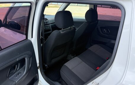 Skoda Fabia II, 2011 год, 725 000 рублей, 6 фотография