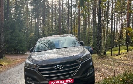 Hyundai Tucson III, 2016 год, 2 000 000 рублей, 6 фотография