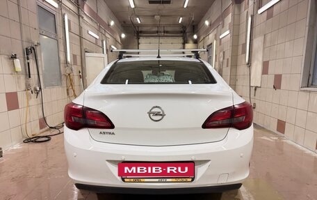 Opel Astra J, 2014 год, 1 090 000 рублей, 5 фотография