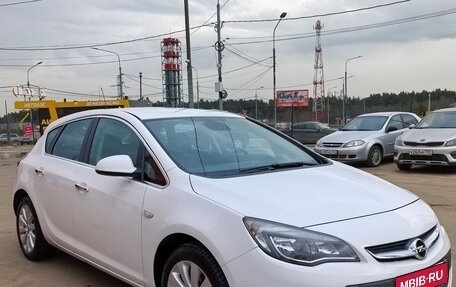 Opel Astra J, 2013 год, 1 190 000 рублей, 2 фотография