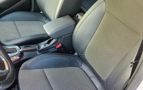 Opel Astra J, 2013 год, 1 190 000 рублей, 16 фотография