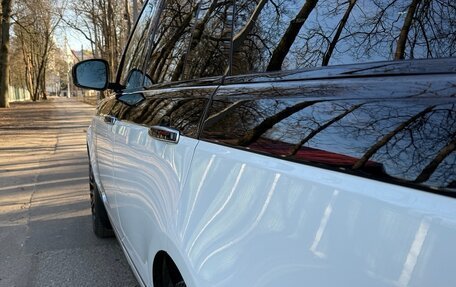 Land Rover Range Rover IV рестайлинг, 2013 год, 3 999 000 рублей, 4 фотография