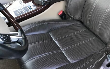 Land Rover Range Rover IV рестайлинг, 2013 год, 3 999 000 рублей, 26 фотография