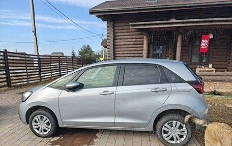 Honda Fit, 2022 год, 1 520 000 рублей, 6 фотография