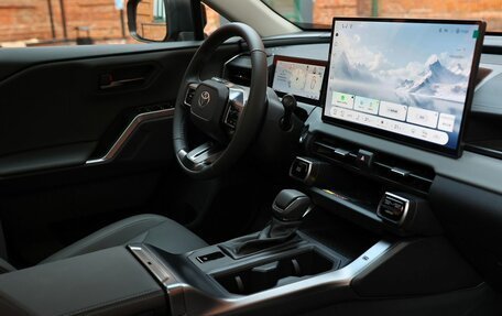 Toyota RAV4, 2026 год, 5 000 000 рублей, 32 фотография