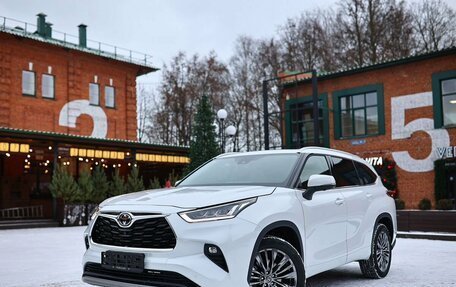 Toyota Highlander, 2026 год, 5 900 000 рублей, 5 фотография