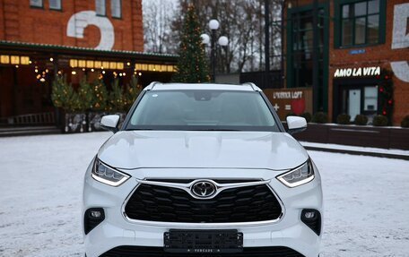 Toyota Highlander, 2026 год, 5 900 000 рублей, 2 фотография