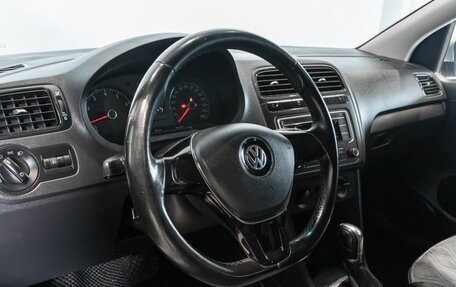 Volkswagen Polo VI (EU Market), 2016 год, 1 150 000 рублей, 5 фотография