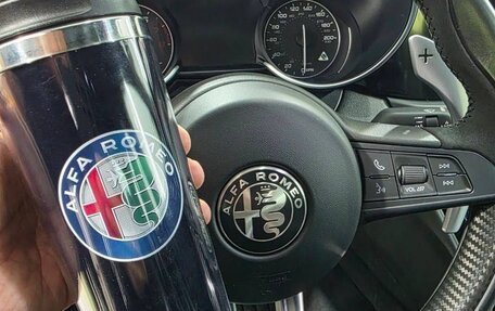 Alfa Romeo Giulia II, 2018 год, 6 300 000 рублей, 6 фотография