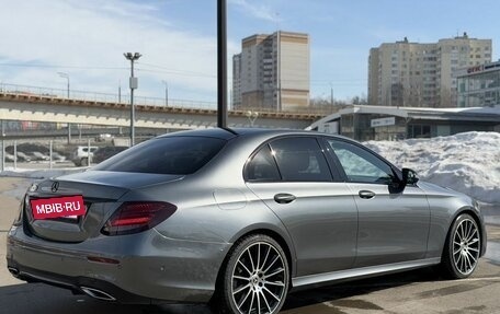 Mercedes-Benz E-Класс, 2018 год, 3 850 000 рублей, 6 фотография