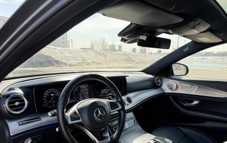 Mercedes-Benz E-Класс, 2018 год, 3 850 000 рублей, 9 фотография