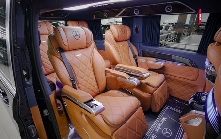 Mercedes-Benz Vito, 2025 год, 9 990 000 рублей, 24 фотография