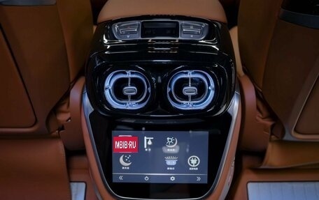 Mercedes-Benz Vito, 2025 год, 9 990 000 рублей, 34 фотография