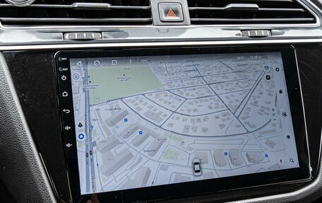 Volkswagen Tiguan II, 2018 год, 1 980 000 рублей, 14 фотография