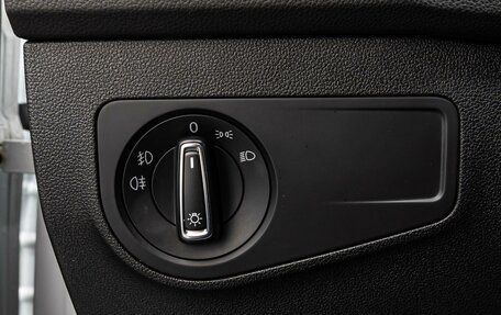 Volkswagen Tiguan II, 2018 год, 1 980 000 рублей, 18 фотография