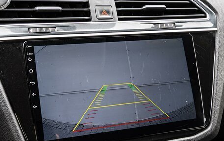 Volkswagen Tiguan II, 2018 год, 1 980 000 рублей, 15 фотография