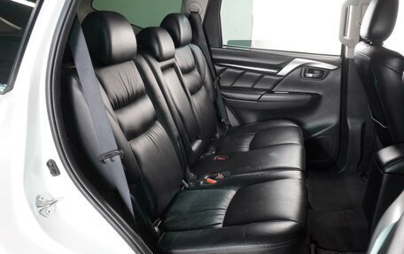 Mitsubishi Pajero Sport III рестайлинг, 2017 год, 2 549 000 рублей, 8 фотография