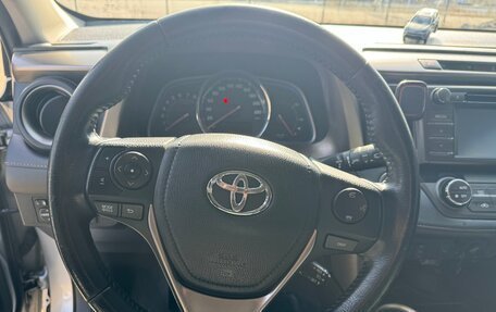 Toyota RAV4, 2015 год, 2 500 000 рублей, 11 фотография