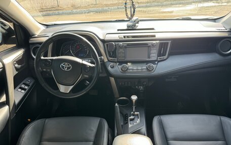Toyota RAV4, 2015 год, 2 500 000 рублей, 35 фотография