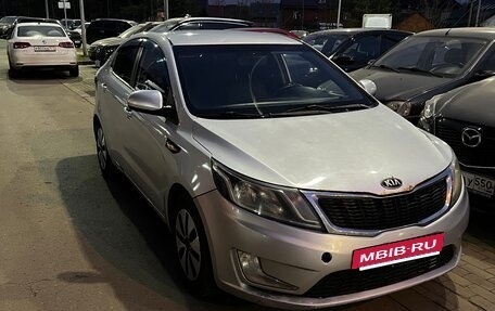 KIA Rio III рестайлинг, 2014 год, 620 000 рублей, 3 фотография