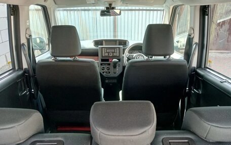 Toyota Roomy I, 2017 год, 850 000 рублей, 15 фотография