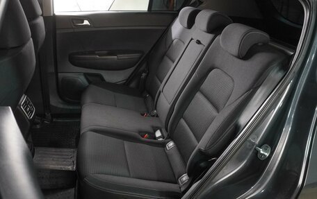KIA Sportage IV рестайлинг, 2019 год, 2 299 000 рублей, 9 фотография