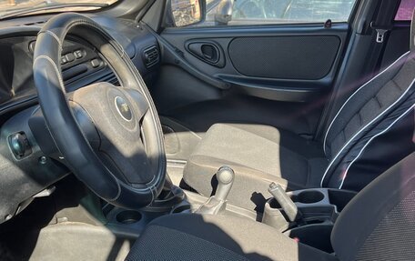 Chevrolet Niva I рестайлинг, 2013 год, 470 000 рублей, 6 фотография