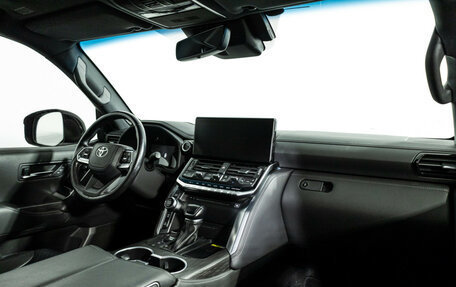 Toyota Land Cruiser, 2021 год, 9 300 000 рублей, 9 фотография