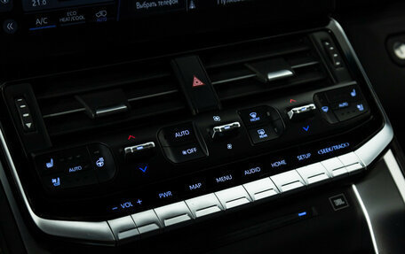 Toyota Land Cruiser, 2021 год, 9 300 000 рублей, 25 фотография