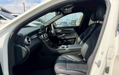 Mercedes-Benz C-Класс, 2017 год, 1 860 000 рублей, 10 фотография