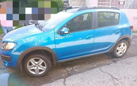 Renault Sandero II рестайлинг, 2015 год, 1 050 000 рублей, 3 фотография