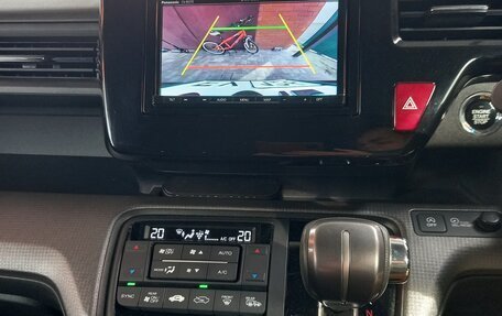 Honda Stepwgn IV, 2021 год, 2 700 000 рублей, 14 фотография