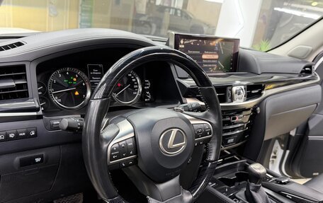 Lexus LX III, 2017 год, 7 400 000 рублей, 21 фотография