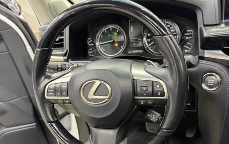 Lexus LX III, 2017 год, 7 400 000 рублей, 36 фотография