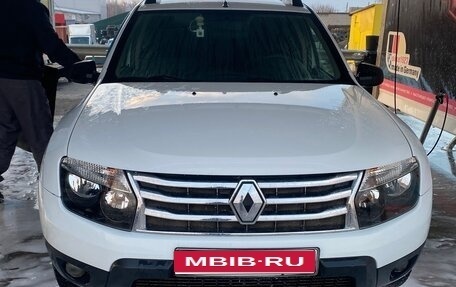 Renault Duster I рестайлинг, 2013 год, 935 000 рублей, 1 фотография