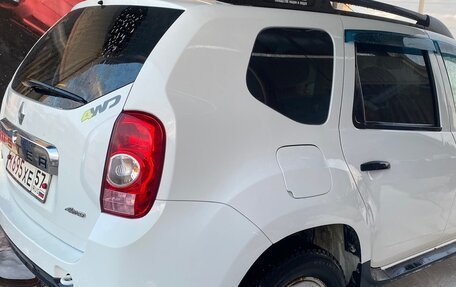 Renault Duster I рестайлинг, 2013 год, 935 000 рублей, 3 фотография