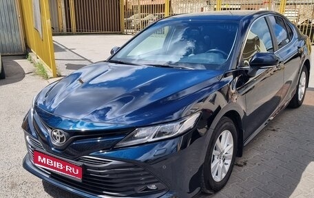 Toyota Camry, 2019 год, 2 860 000 рублей, 1 фотография