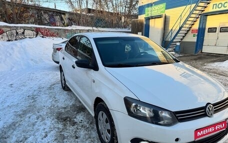 Volkswagen Polo VI (EU Market), 2013 год, 445 000 рублей, 1 фотография