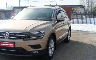 Volkswagen Tiguan II, 2018 год, 3 100 000 рублей, 1 фотография