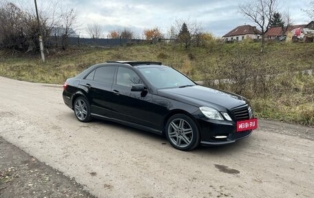 Mercedes-Benz E-Класс, 2012 год, 1 550 000 рублей, 2 фотография