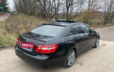 Mercedes-Benz E-Класс, 2012 год, 1 550 000 рублей, 19 фотография