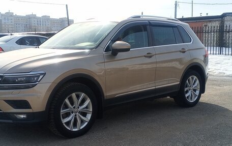 Volkswagen Tiguan II, 2018 год, 3 100 000 рублей, 7 фотография