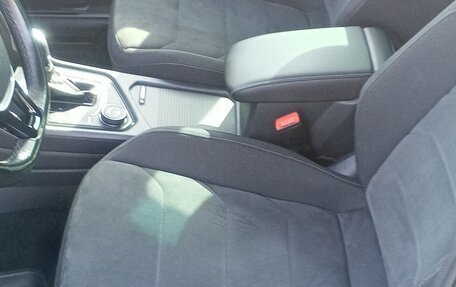 Volkswagen Tiguan II, 2018 год, 3 100 000 рублей, 17 фотография