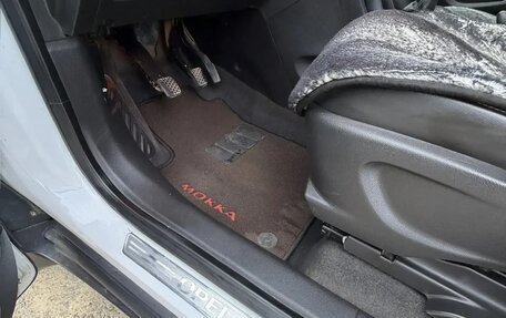 Opel Mokka I, 2012 год, 900 000 рублей, 11 фотография