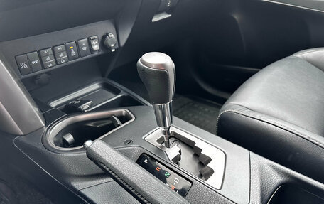 Toyota RAV4, 2018 год, 2 670 000 рублей, 21 фотография